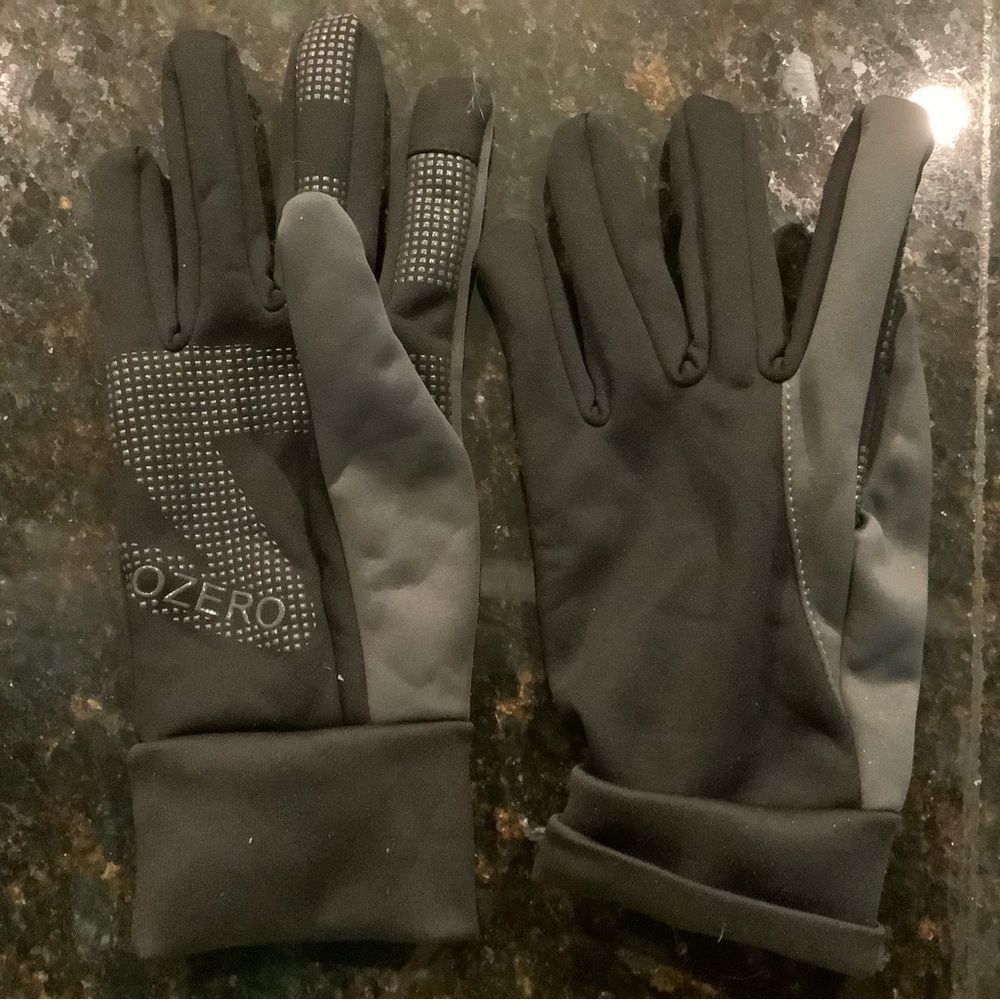 Black gloves